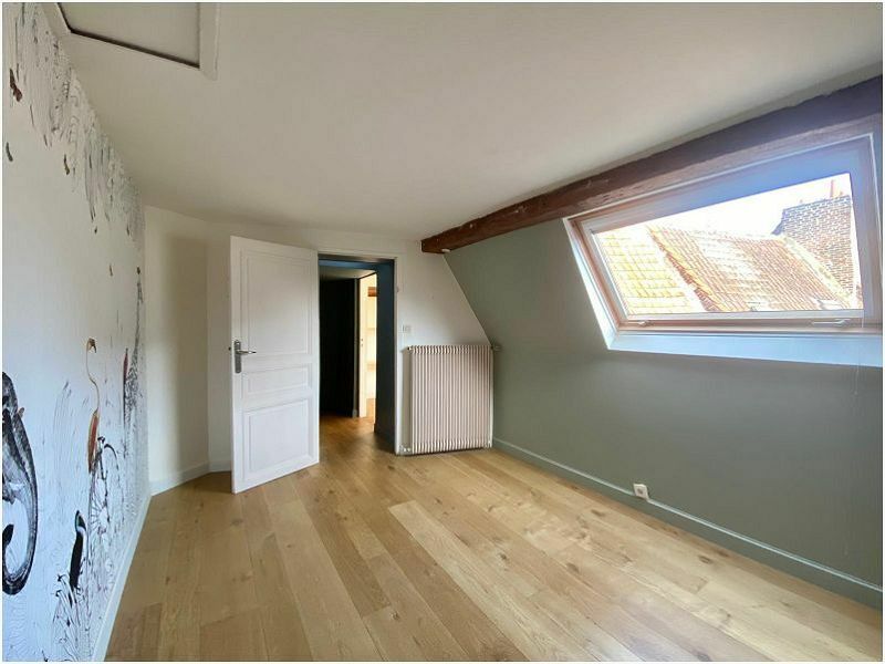 Location maison meublée 4 pièces 140 m²