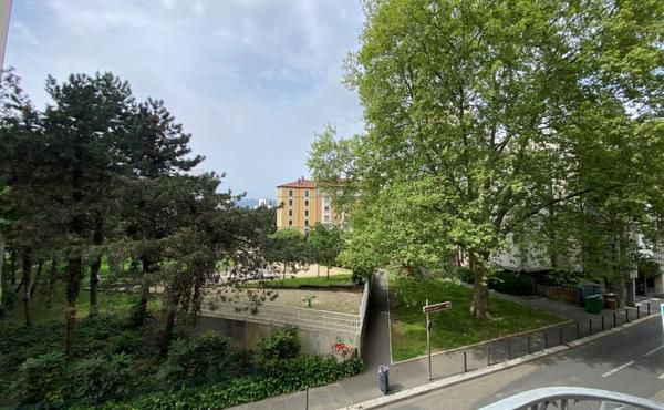 Location appartement 3 pièces 84 m²