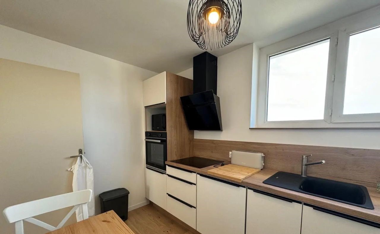 Appartement à louer 3 pièces 61.4m²